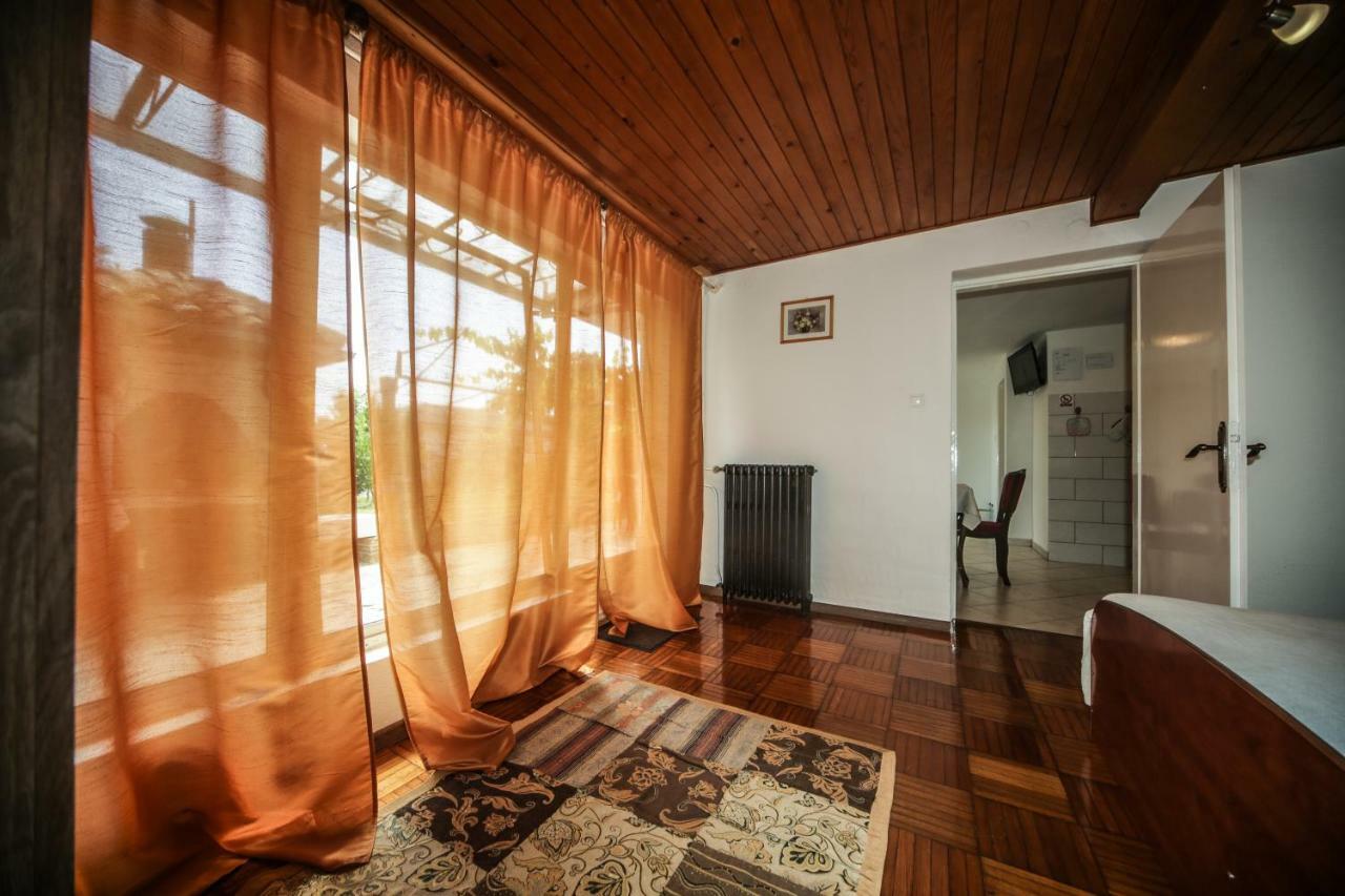 Apartman Ana Lovran Dış mekan fotoğraf